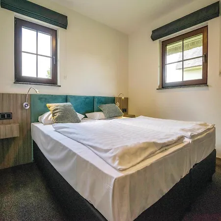 Three-bedroom Holiday In Linstow Ferienhaus *