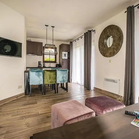 Ferienhaus Three-bedroom Holiday In Linstow